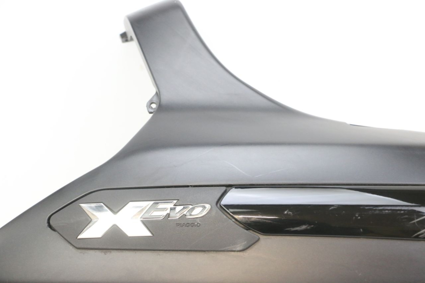 photo de PARAFANGO POSTERIORE DESTRO PIAGGIO XEVO - X EVO 125 (2007 - 2016)