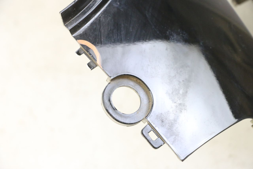 photo de CARENA POSTERIORE DESTRA EFUN PUSA 1 - Ricambio usato controllato