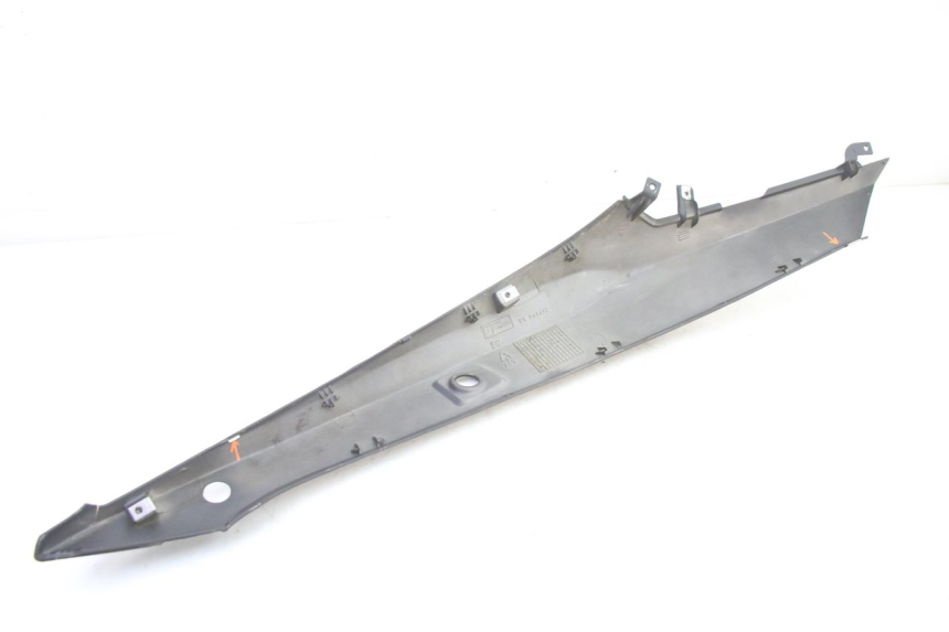 photo de CARENA POSTERIORE DESTRA GILERA RUNNER SP 50 (2006 - 2008)