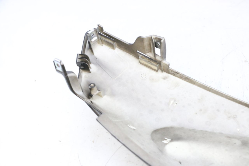 photo de PARAFANGO POSTERIORE DESTRO JM MOTORS SANTANA 50 (2014 - 2023) - Zoom sullo stato d'uso