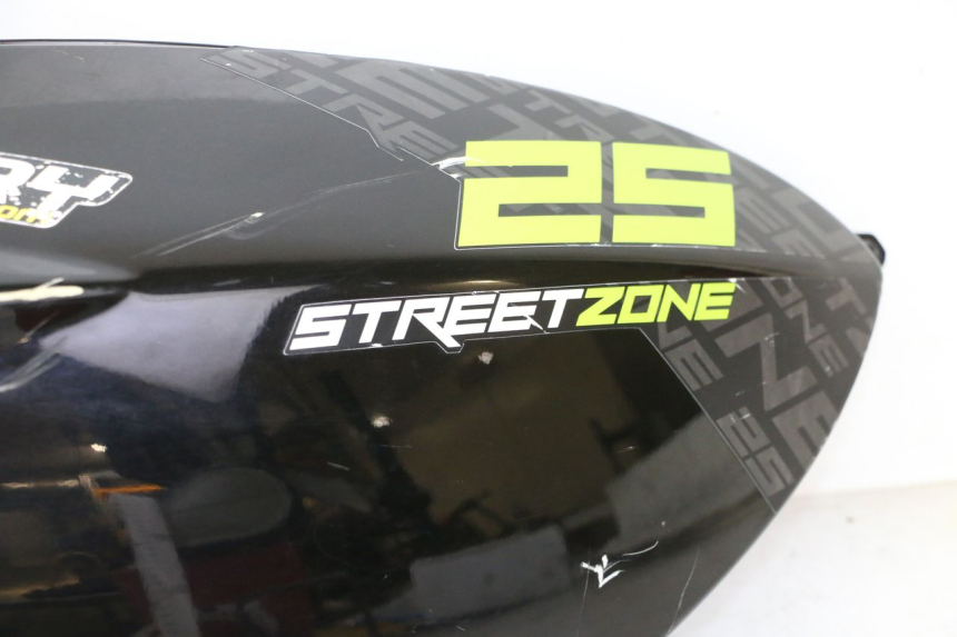 photo de CARENA POSTERIORE DESTRA PEUGEOT STREETZONE I 2T 50 (2018 - 2020)