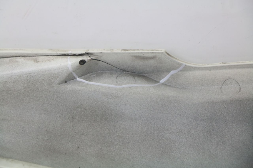 photo de PARAFANGO POSTERIORE DESTRO SUZUKI AN BURGMAN 400 (2006 - 2010)