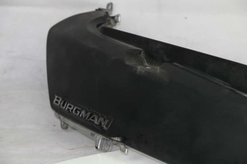photo de PARAFANGO POSTERIORE DESTRO SUZUKI AN BURGMAN 400 (1999 - 2005)