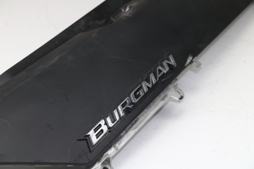 photo de PARAFANGO POSTERIORE DESTRO SUZUKI AN BURGMAN 400 (1999 - 2005)