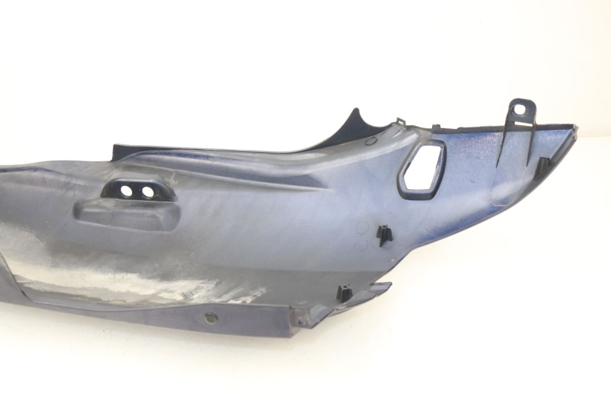 photo de PARAFANGO POSTERIORE DESTRO SUZUKI BURGMAN 650 (2002 - 2004)