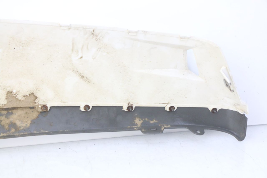 photo de PARAFANGO POSTERIORE DESTRO SUZUKI CP 80 (1985 - 1996)
