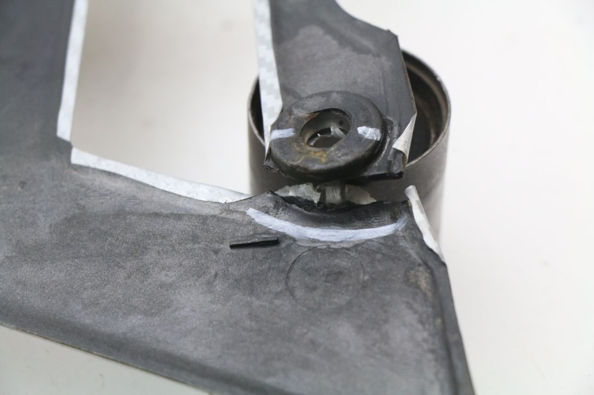 photo de PARAFANGO POSTERIORE DESTRO SUZUKI GSXF GSX F 600 (1988 - 1997)