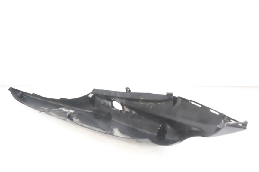 photo de PARAFANGO POSTERIORE DESTRO SUZUKI SIXTEEN 125 (2008 - 2010)