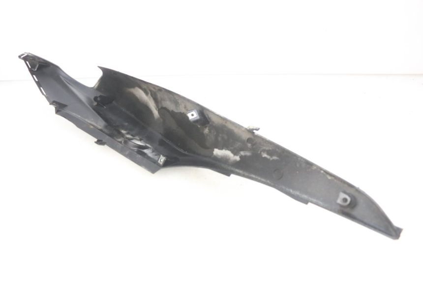 photo de PARAFANGO POSTERIORE DESTRO SUZUKI SIXTEEN 125 (2008 - 2010)