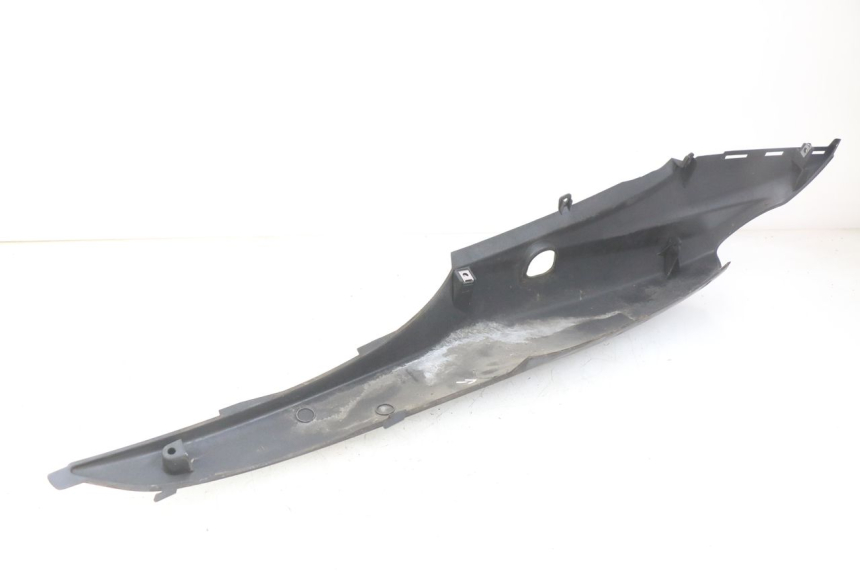 photo de PARAFANGO POSTERIORE DESTRO SUZUKI SIXTEEN 125 (2008 - 2010)