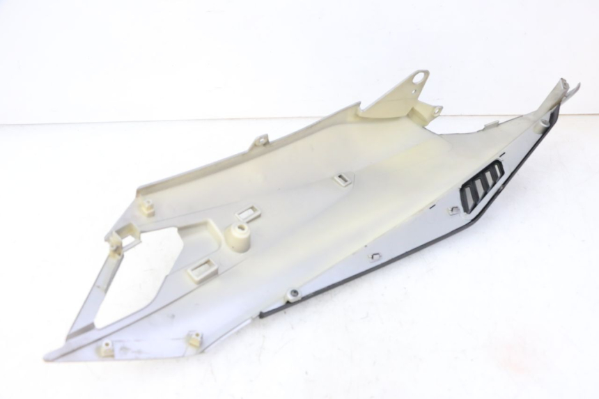 photo de PARAFANGO POSTERIORE DESTRO APRILIA SXR 50 (2021 - 2023)
