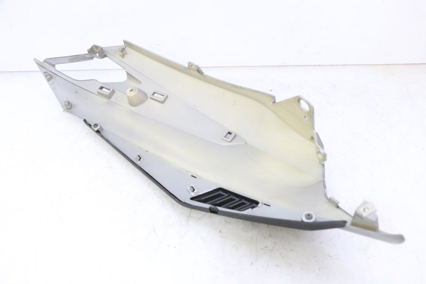 photo de PARAFANGO POSTERIORE DESTRO APRILIA SXR 50 (2021 - 2023)
