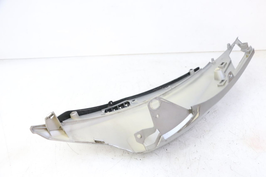 photo de PARAFANGO POSTERIORE DESTRO APRILIA SXR 50 (2021 - 2023)