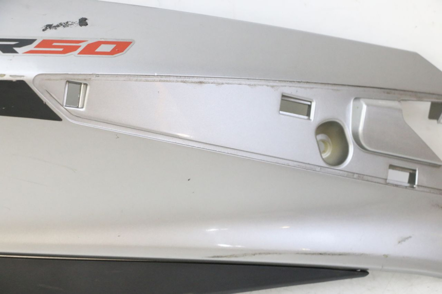 photo de PARAFANGO POSTERIORE DESTRO APRILIA SXR 50 (2021 - 2023)