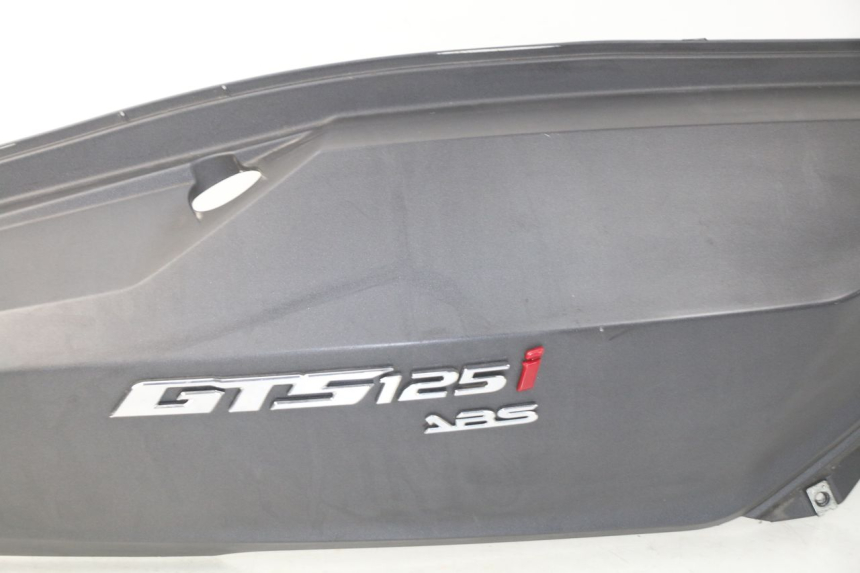 photo de PARAFANGO POSTERIORE DESTRO SYM GTS EFI ABS 125 (2012 - 2016)