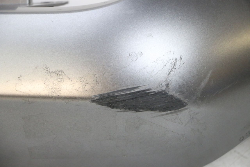 photo de CARENA POSTERIORE DESTRA YAMAHA TRICITY 300 (2020 - 2024) - Primo piano ad alta risoluzione