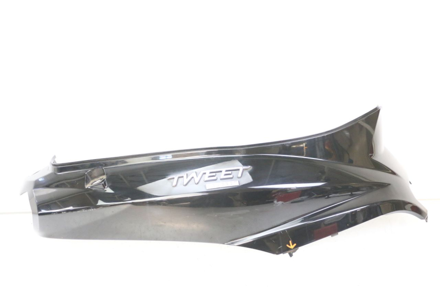 photo de CARENA POSTERIORE DESTRA PEUGEOT TWEET 4T 50 (2018 - 2020)