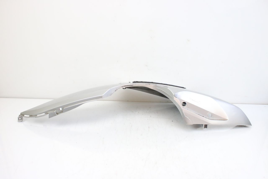 photo de PARAFANGO POSTERIORE DESTRO SUZUKI UH BURGMAN 125 (2002 - 2006)