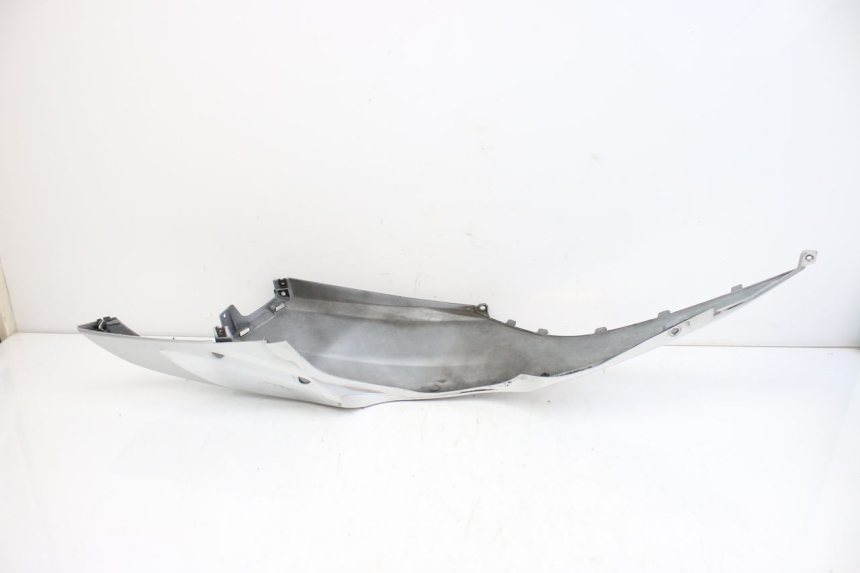 photo de PARAFANGO POSTERIORE DESTRO SUZUKI UH BURGMAN 125 (2002 - 2006)