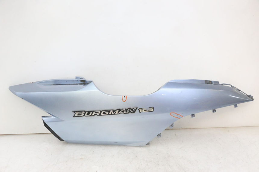 photo de PARAFANGO POSTERIORE DESTRO SUZUKI UH BURGMAN 125 (2002 - 2006)