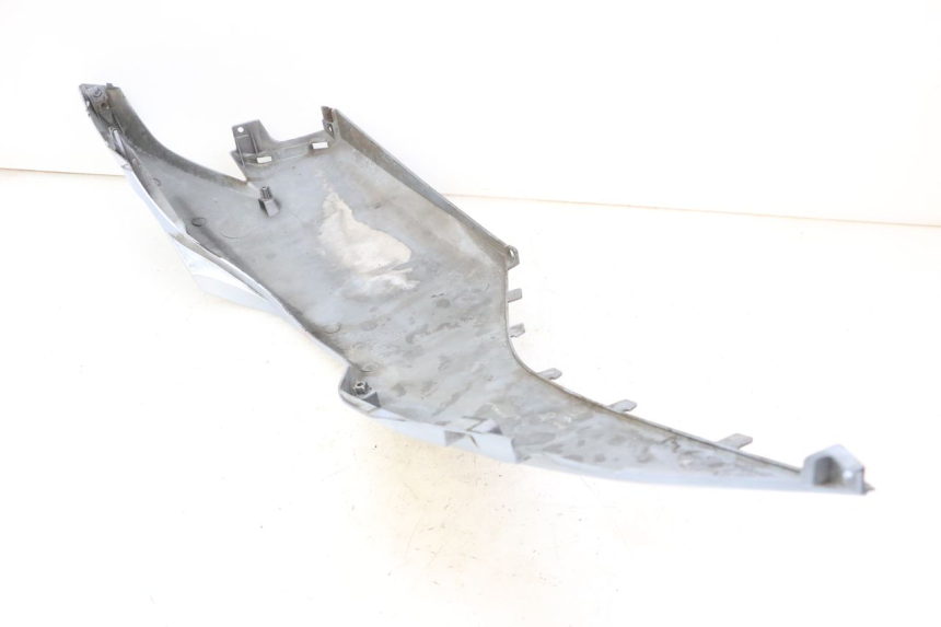 photo de PARAFANGO POSTERIORE DESTRO SUZUKI UH BURGMAN 125 (2002 - 2006)