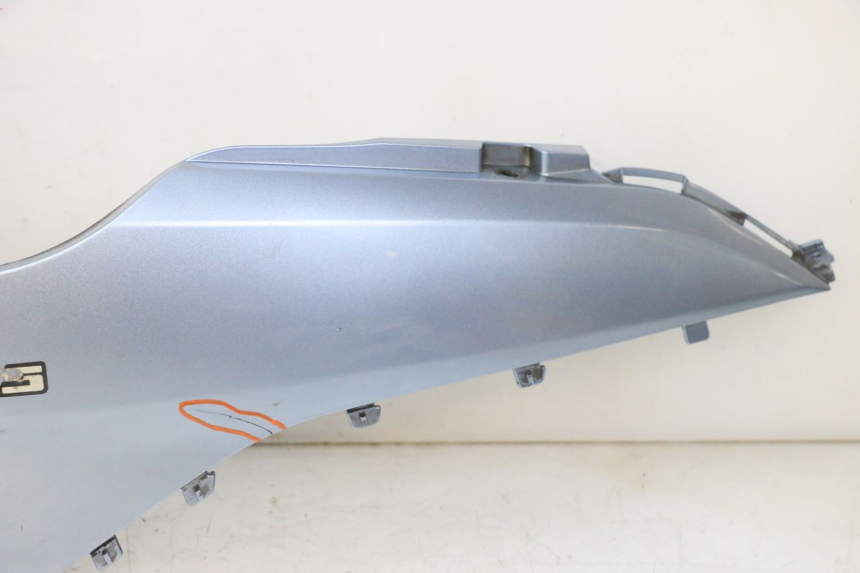 photo de PARAFANGO POSTERIORE DESTRO SUZUKI UH BURGMAN 125 (2002 - 2006)