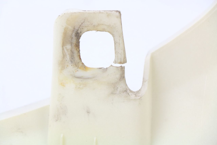 photo de PARAFANGO POSTERIORE DESTRO PEUGEOT VIVACITY 125 (2010 - 2017)