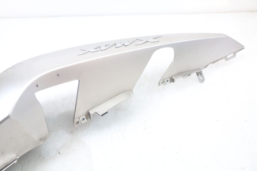 photo de PARAFANGO POSTERIORE DESTRO YAMAHA XMAX X-MAX ABS 125 (2017 - 2020)