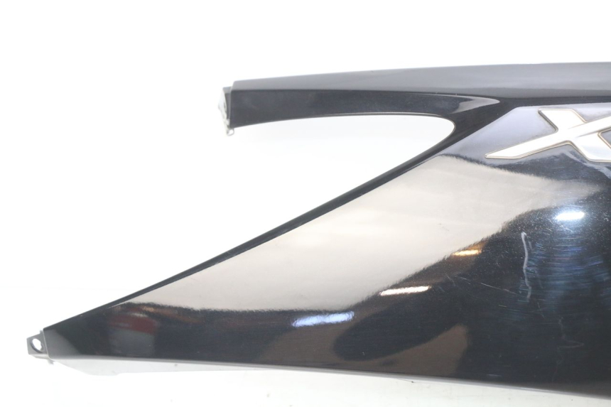 photo de CARENA POSTERIORE DESTRA YAMAHA X-MAX XMAX 125 (2010 - 2014)