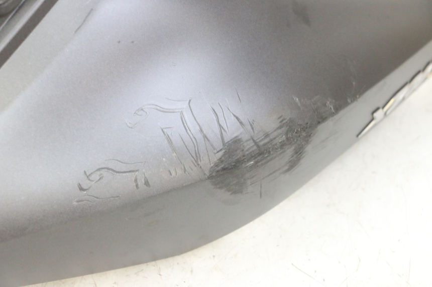 photo de CARENA POSTERIORE DESTRA YAMAHA XMAX X-MAX 125 (2021 - 2025)