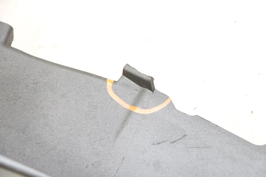 photo de CARENA POSTERIORE DESTRA YAMAHA XMAX X-MAX 125 (2021 - 2025)