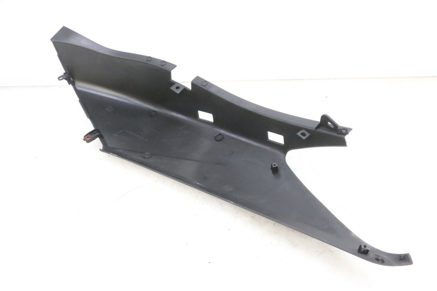 photo de PARAFANGO POSTERIORE DESTRO YAMAHA XMAX X-MAX 125 (2006 - 2009) - Zoom sullo stato d'uso