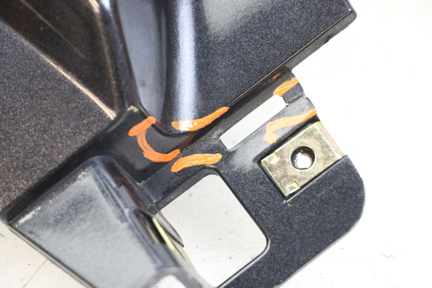 photo de PARAFANGO POSTERIORE DESTRO KYMCO XCITING 250 (2006 - 2009)