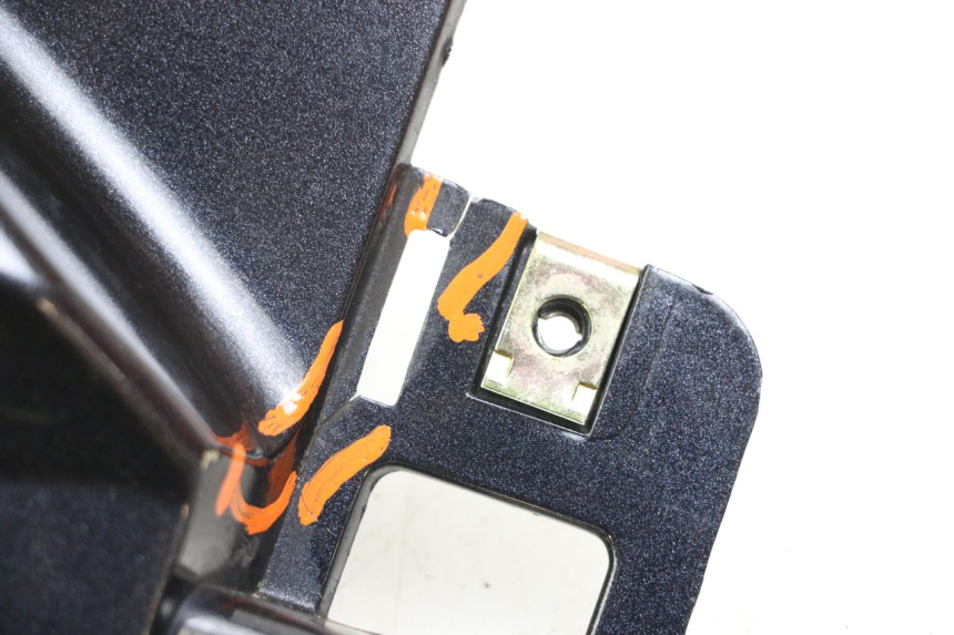 photo de PARAFANGO POSTERIORE DESTRO KYMCO XCITING 250 (2006 - 2009)