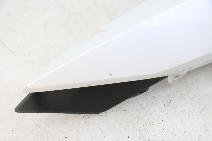 photo de CARENA POSTERIORE DESTRA YAMAHA XJ6 ABS 600 (2008 - 2016)