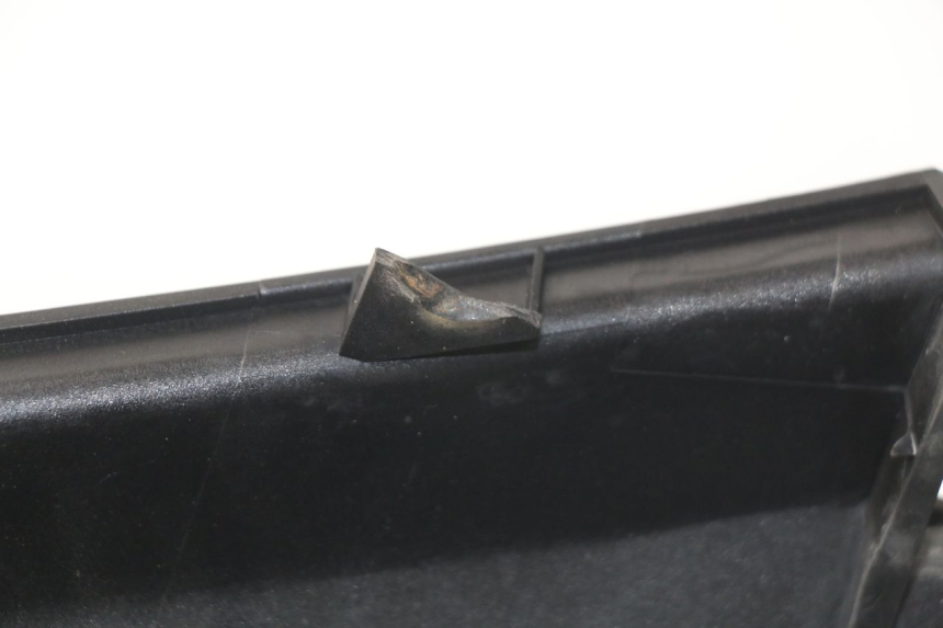 photo de PARAFANGO POSTERIORE DESTRO YAMAHA XP T-MAX TMAX ABS 500 (2004 - 2007)