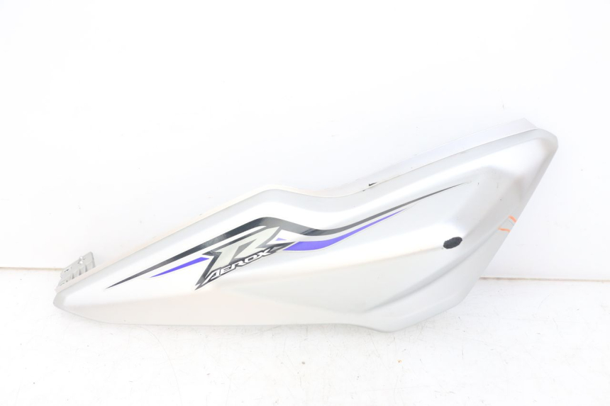 photo de PARAFANGO POSTERIORE DESTRO YAMAHA AEROX 2T 50 (2013 - 2017)