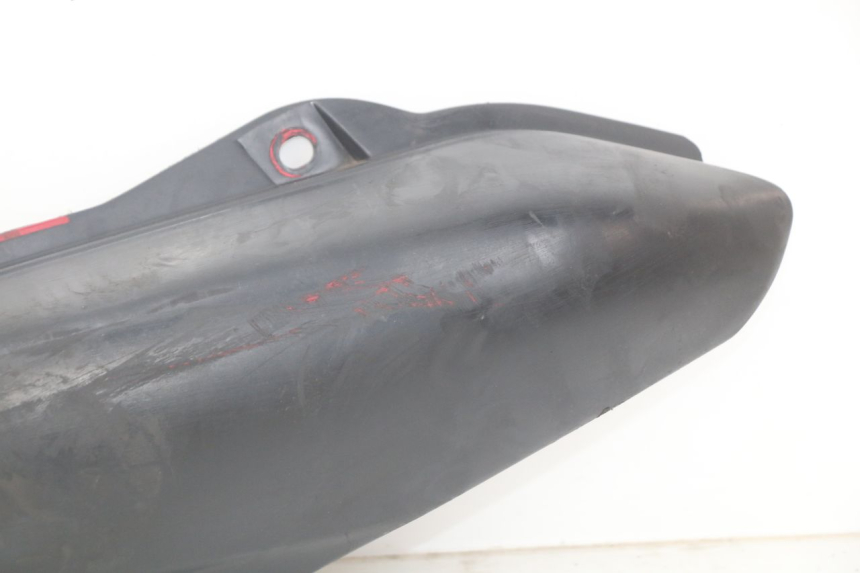 photo de PARAFANGO POSTERIORE DESTRO YAMAHA FZS FAZER 600 (1998 - 2001)