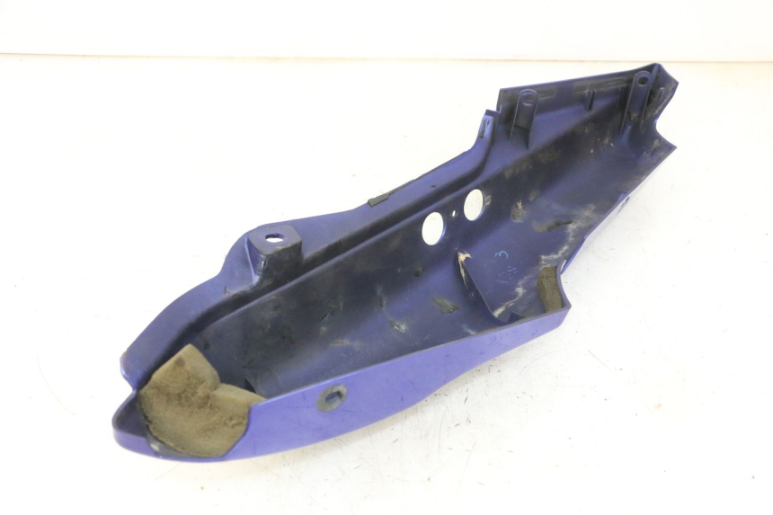 photo de CARENA POSTERIORE DESTRA YAMAHA FZS FAZER 600 (2001 - 2003)