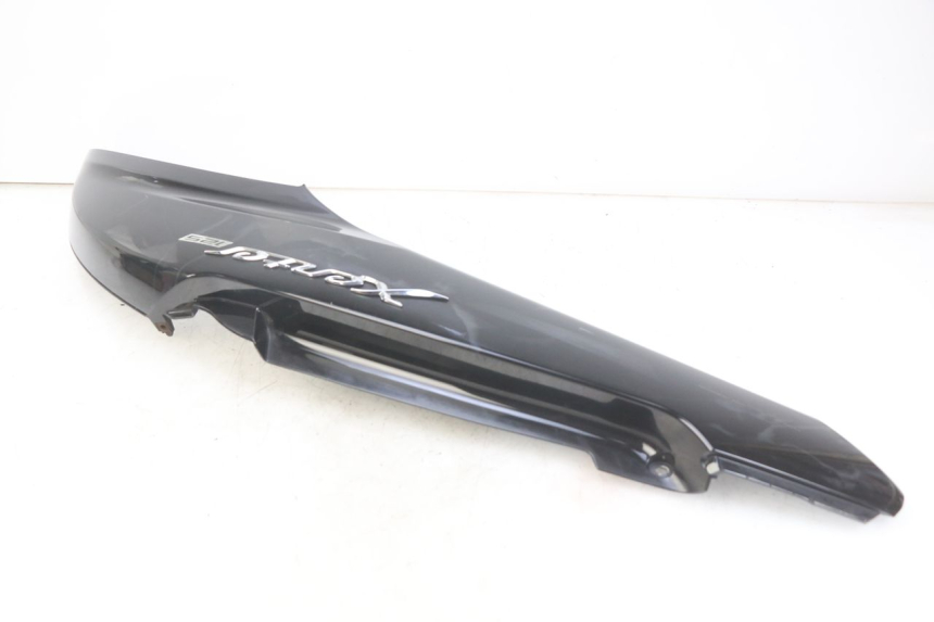 photo de PARAFANGO POSTERIORE DESTRO YAMAHA HW XENTER 125 (2011 - 2017)