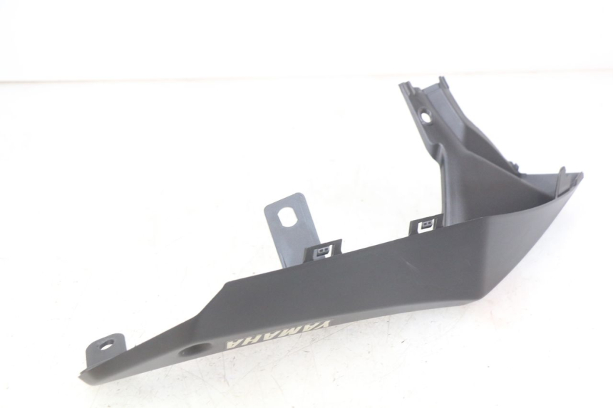 photo de PARAFANGO POSTERIORE DESTRO YAMAHA MT ABS 125 (2014 - 2018)