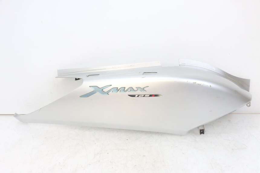 photo de PARAFANGO POSTERIORE DESTRO YAMAHA XMAX X-MAX 125 (2006 - 2009)