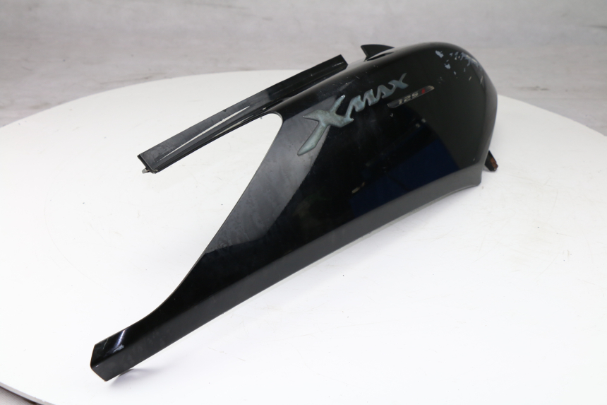 photo de PARAFANGO POSTERIORE DESTRO YAMAHA XMAX X-MAX 125 (2006 - 2009)