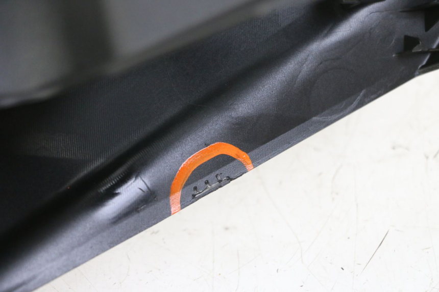 photo de CARENA POSTERIORE DESTRA YAMAHA YP T-MAX TMAX 530 (2017 - 2020)