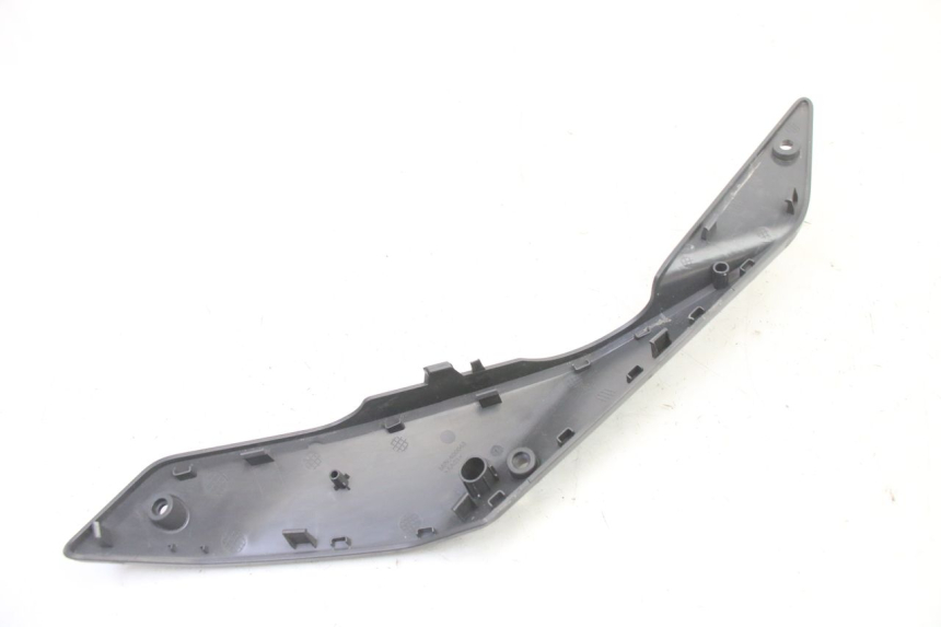 photo de CARENA POSTERIORE DESTRA SEGWAY NINEBOT ZT3 PRO 1