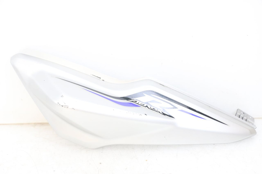 photo de FLANC POSTERIORE SINISTRO YAMAHA AEROX 2T 50 (2013 - 2017)