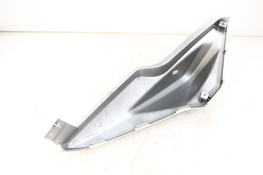photo de FLANC POSTERIORE SINISTRO YAMAHA AEROX 2T 50 (2013 - 2017)
