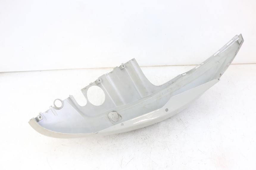 photo de FLANC POSTERIORE SINISTRO KYMCO AGILITY 4T 50 (2018 - 2022) - Marcature e riferimenti originali