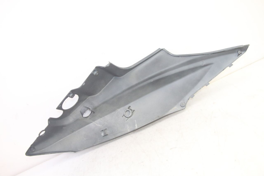 photo de FLANC POSTERIORE SINISTRO KYMCO AGILITY 4T 50 (2018 - 2022) - Stato della superficie e materiale