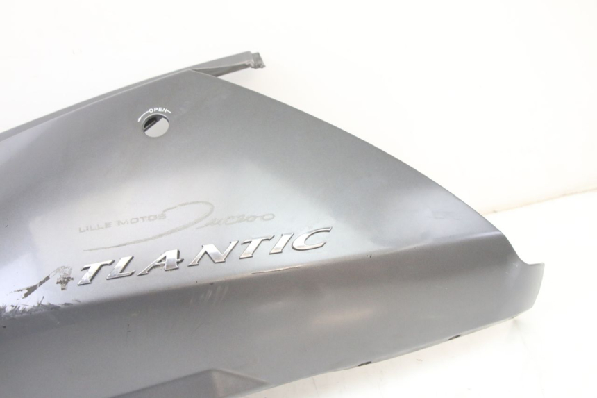 photo de FLANC POSTERIORE SINISTRO APRILIA ATLANTIC 125 (2003 - 2009)